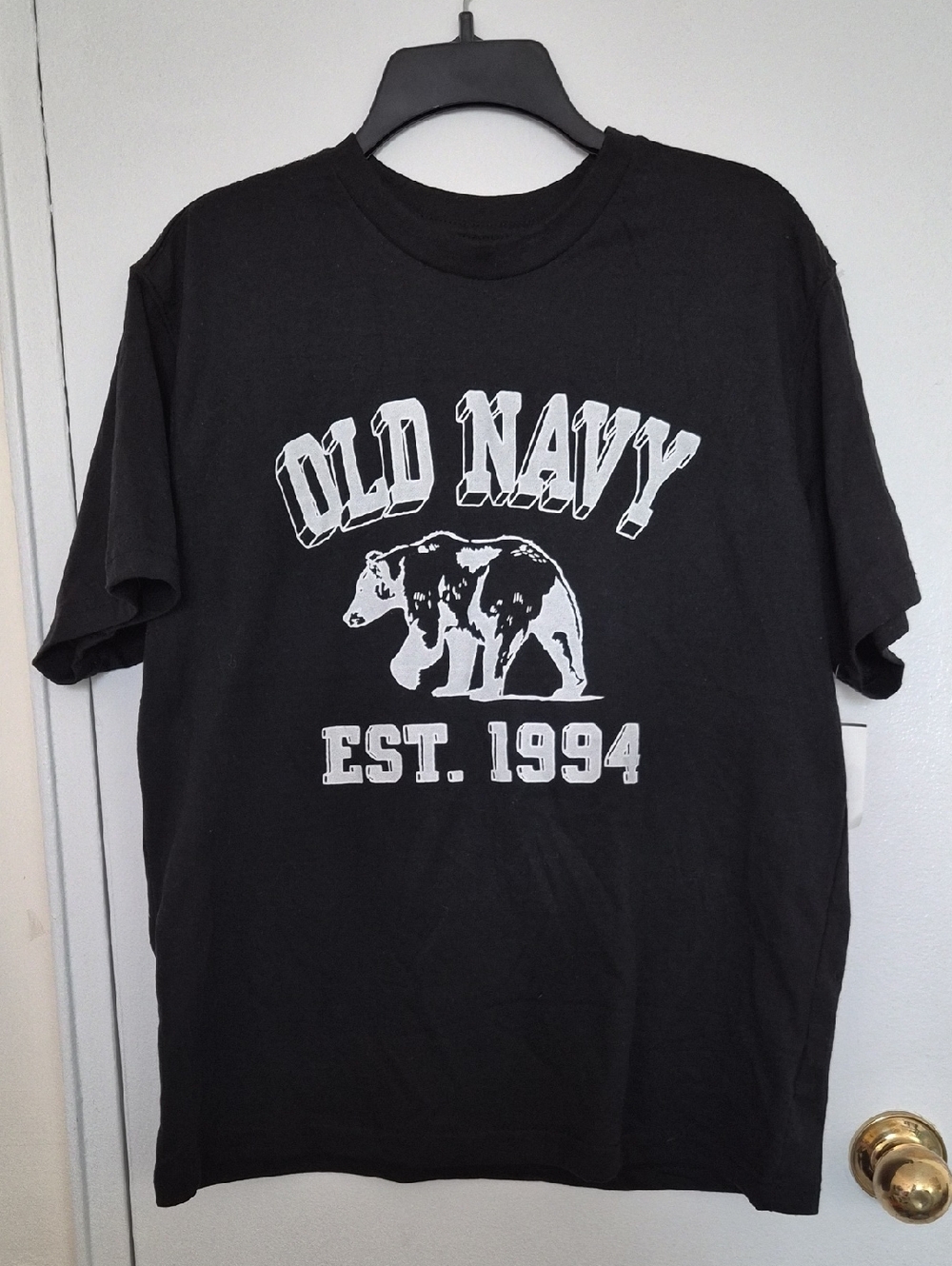 Old Navy Est. 1994 Bear Men's Black T-shirt Size M
